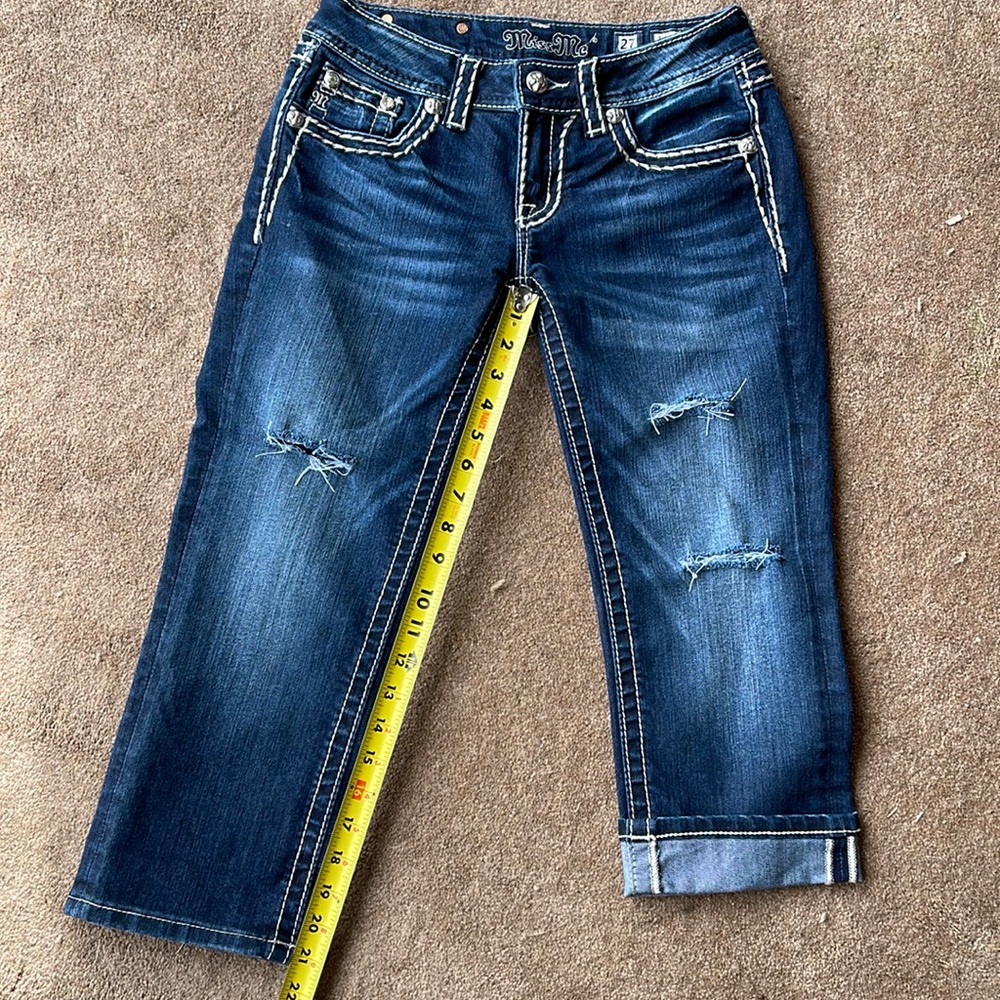 NWOT MISS ME CROP JEANS